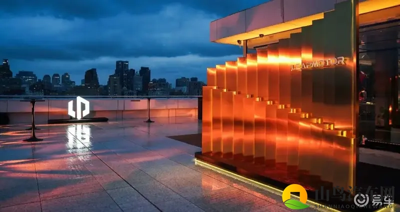 朱江明逐梦上海滩,D19打开零跑新十年-1