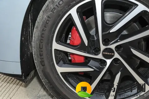 四驱轿跑15万起？买车不能只看价格，星纪元ES的优势和短板在这里-3