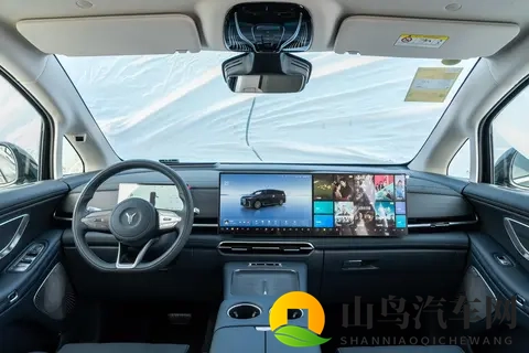全能MPV该有啥?26款岚图梦想家PHEV带劲不?-3