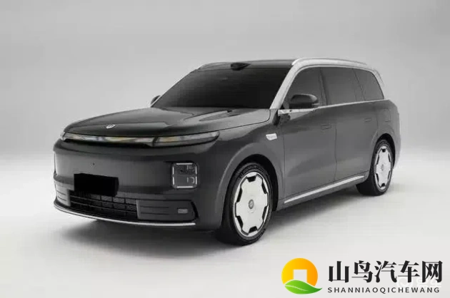 零跑D19实车亮相，配备80.3度电池，续航5500km-1