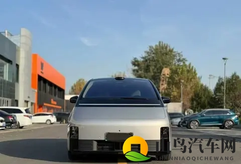 理想汽车人事大调整：李想亲自挂帅，组织架构重回“中央集权”-3