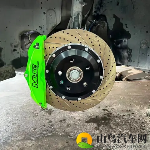 奥迪A3改装MUC前轮CX4四活塞刹车卡钳-1