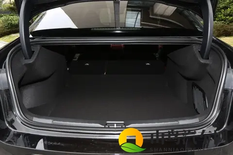 10万级家轿市场迎来“破局者”？体验领克03 2026款15TD DCT Plus-3