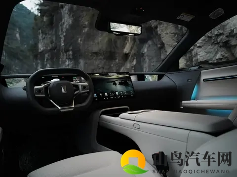 权益价2049万元起！阿维塔06 Elite版上市，标配192线激光雷达-1