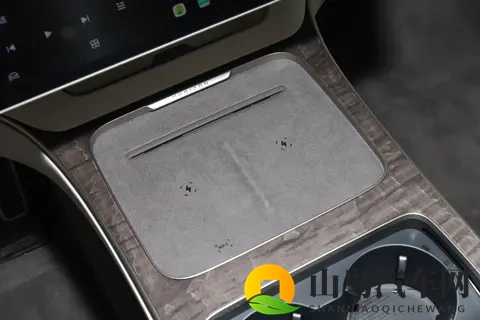 开了8年的S级，为啥还要换蔚来ET9？BBA的下一台，确定就是它了-2