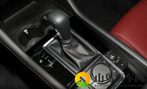 26款马自达3昂克赛拉配置解读，8款在售车型如何选？-2