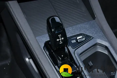 1038 万起，动力、智能、设计全面进阶，这款新车适合年轻人-1