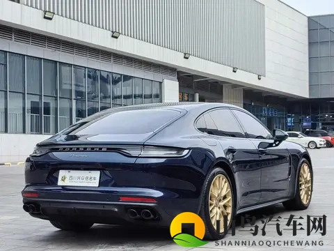 74万拿下保时捷Panamera，29T+8AT，体验速度与激情-1
