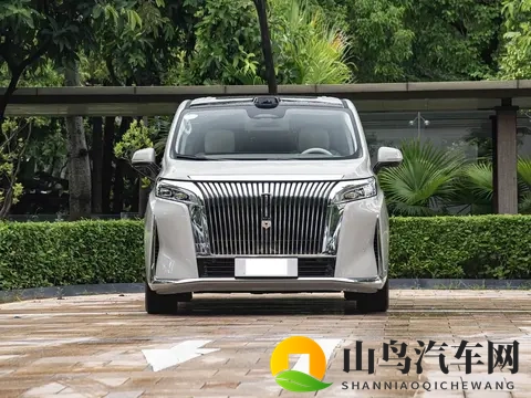 这款插混MPV不足29万起！配激光雷达+四块大屏，后排独立航空座椅-1