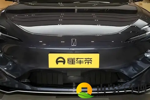 配25扬声器+冰箱，华为加持的豪华新作有多强？-3