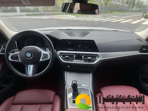 深蓝G318过招豹5，更懂生活新能源方盒子，何必要纯硬？-1