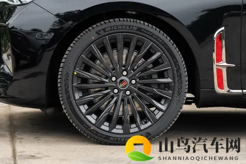 23 万级东方豪华标杆?红旗 H9 全系配置解析与购车建议-2