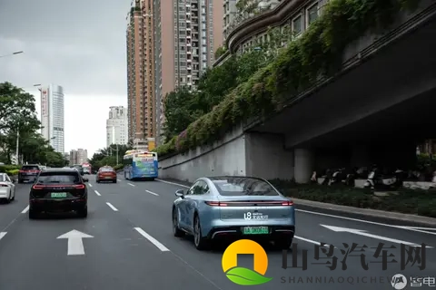 向上 奴役 受虐 受虐狂：追求升华，心甘情愿，沉迷自我折磨-1