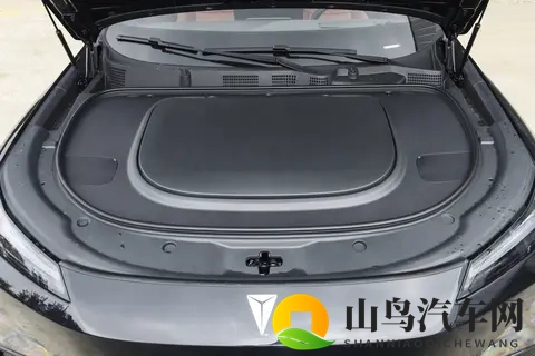 深度体验深蓝 S07 2026 款：续航与驾感新诠释-3