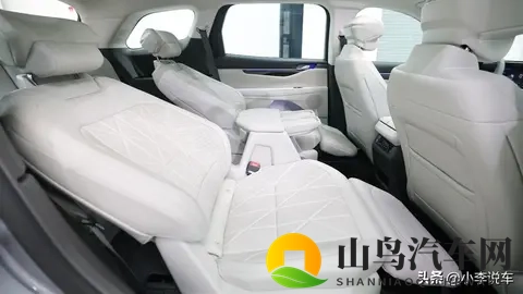 锐界L vs 汉兰达：哪个才是SUV真正的“大七座”标杆？-1