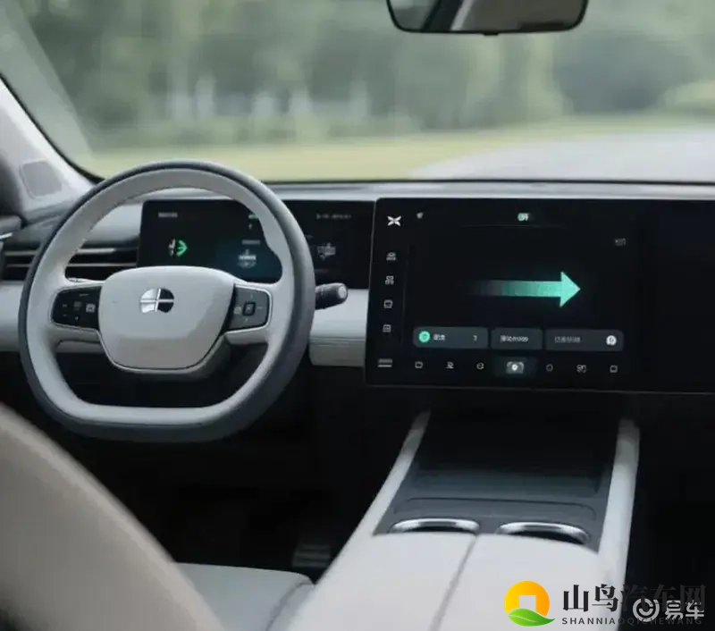 理想AD Max vs 小鹏XOS:智能导航对决-1