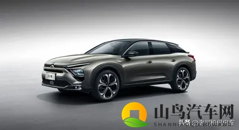 凡尔赛C5X：本以为是法系车复兴的开始，没想到却是最后的余光-2