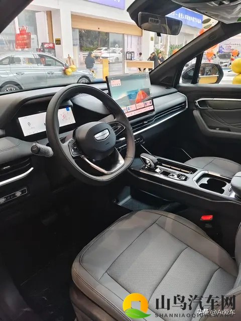 第三代豪越L到店！ 新增5座和15T-3