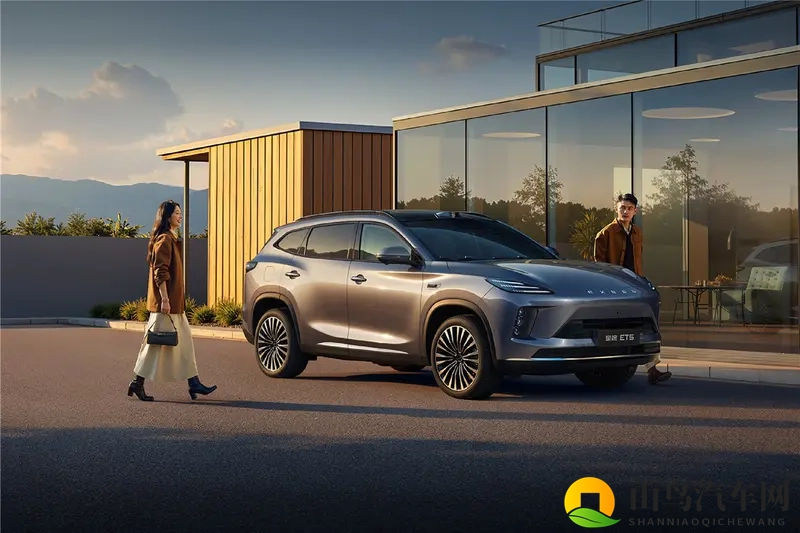 以猎鹰700为矛，星途ET5刺破15万级智驾同质化困局-1