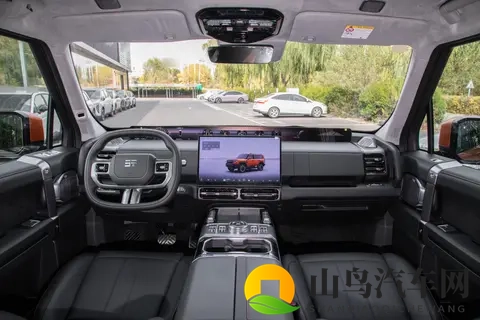 3299万起，硬派越野六边形战士来了！别错过上市限时十重权益-1