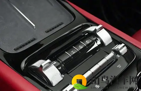 全新坦克400将于11月6日上市，外观内饰有调整，新增激光雷达-1