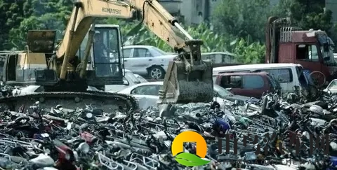 一边光盘打卡，一边13年报废：我们的节俭，为何只盯餐桌？-1