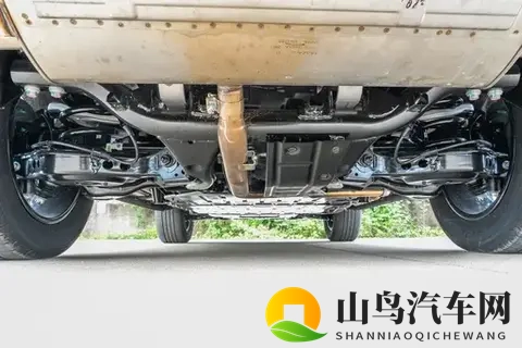 轴距为5198mm,这台国产SUV到底凭啥这么火?-1