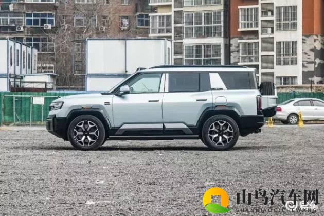 名泬pics多毛：全新SUV设计独特，性能卓越，引领潮流！-2