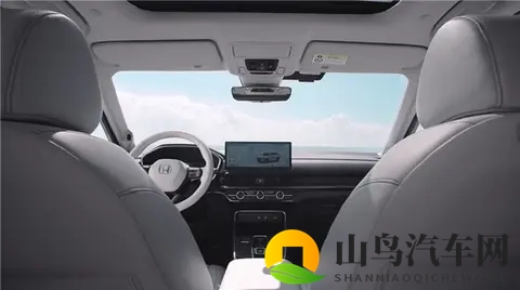 阧阴：全新SUV阴雨天气中展实力，体验非凡-3