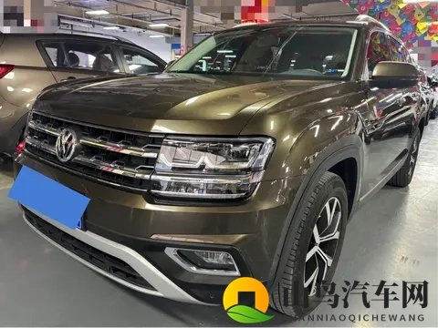 刷子刷脚心+折磨+抹油+哭喊：脚心刷拭伴随痛苦，油抹中夹杂哭声-3