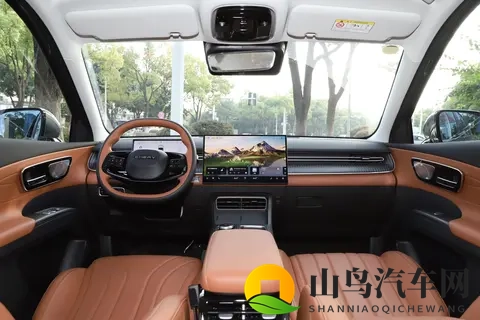 第五代瑞虎8全面解析：双前脸设计下的家用SUV新选择-3