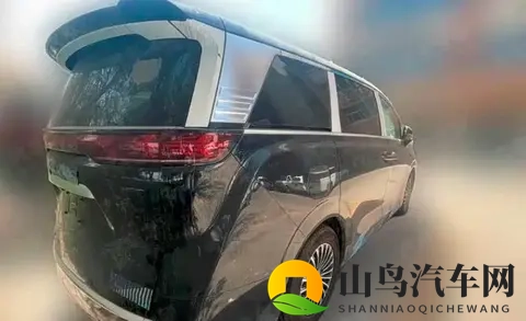 腾势D9改款背后：一辆MPV如何重新定义车里的空间和权力-3