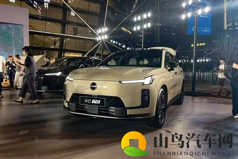 2699万元起_续航超1200km 第10000台全新沃尔沃XC70下线-3