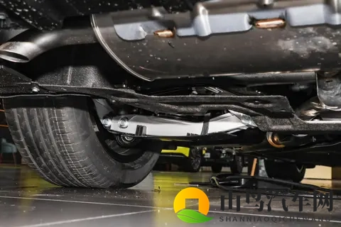 星纪元ES 2025款 增程版 Ultra四驱旗舰的均衡体验-1