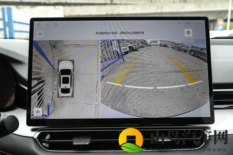 置换补贴至高 2 万!星瑞东方曜这波燃油车福利太懂打工人了-1