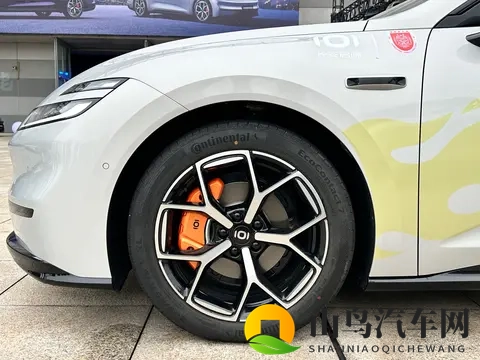 长安启源A06正式上市，售价1099万元起-2