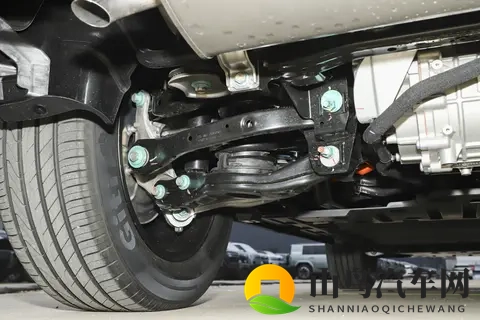 方程豹钛7：解决家庭出行痛点，实用性才是硬道理-1