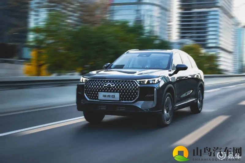 第五代瑞虎8上市 带来全能驾控与电感智能新体验-1