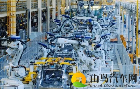 全新卡罗拉概念车亮相，外观脱胎换骨，动力系统升级，有何看点？-2