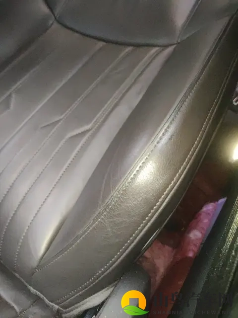 358万！二手奥迪A8，商务接待撑场面？-1