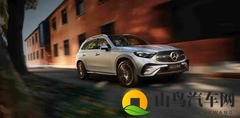 奔驰GLC降价了,宝马奥迪慌不慌?豪华车也卷起来了-1