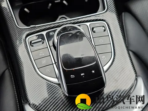 六年奔驰GLC，豪华依旧，10万公里老将值不值？-3