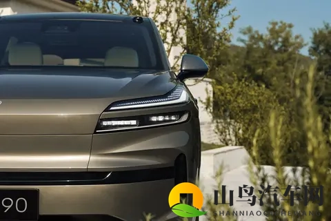 乐道 L90:纯电 + 换电 + 超大前备舱,大五座大三排都绕不开-2