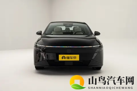 新车  简约设计_配手机支架扩展_四季度上市，东风日产N6内饰发布-1