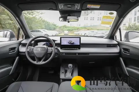 月均销量15万台，968万起售的燃油SUV，卡罗拉锐放为何这么火？-1