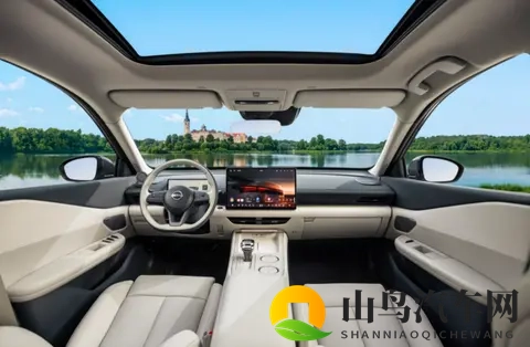 小鹏G7还是乐道L60?20万级纯电 SUV 的选择题！-1