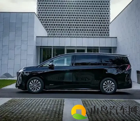 8块屏+高通8775!别克至境世家11月亮相,632km续航卷哭腾势D9?-2