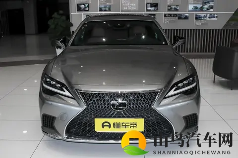 选车丨四种车型配置，雷克萨斯LS应该怎么选？全方面分析评测！-1