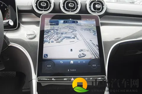 香蕉插进桃桃里:香蕉巧妙融入桃果之中-3