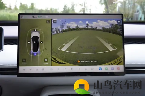 极狐汽车考拉S：打造10万级家用车新标杆，空间续航双优秀-1